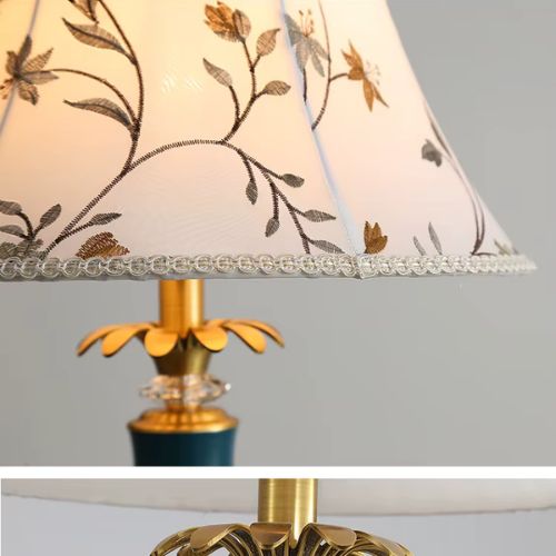 Marseille Classic Bloom Lamp
